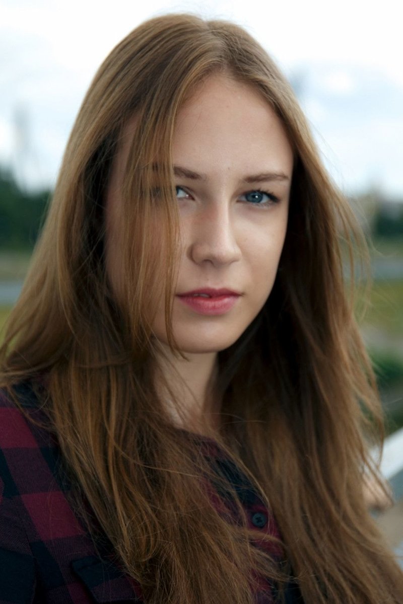 Каролина, 23